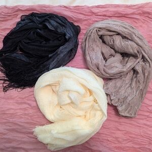 NWOT Sure Couture Sheer Black Ruffle Shawl Light yellow and Khaki Lace scarf